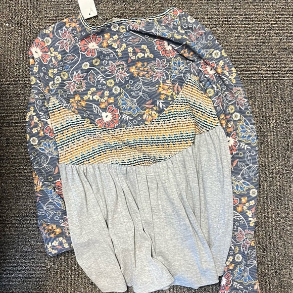 Three Bird Nest Boho Floral Long Sleeve Flowy Oversized Blouse, NWT, size small - Picture 5 of 5